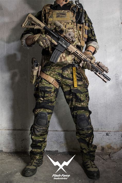 FFI Tiger Stripe Camo Gen3 Combat Set ( Black Edition.